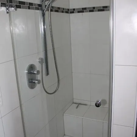 Apartman Grove *