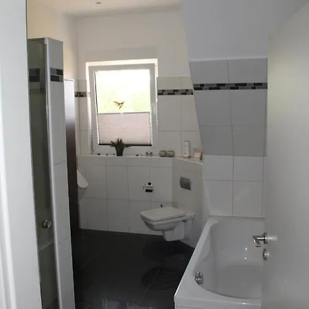 Grove Apartment *