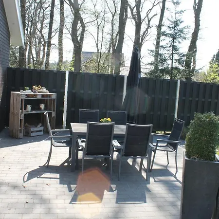 Grove Apartment *
